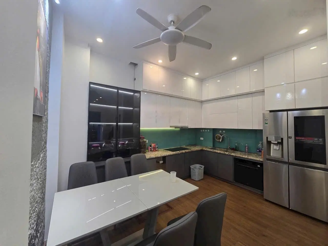 Thu nhập 500tr/năm bán gấp nhà dòng tiền 45m² x 5t 3 thoáng vị trí kim cương Mễ Trì, giá 8 tỷ
