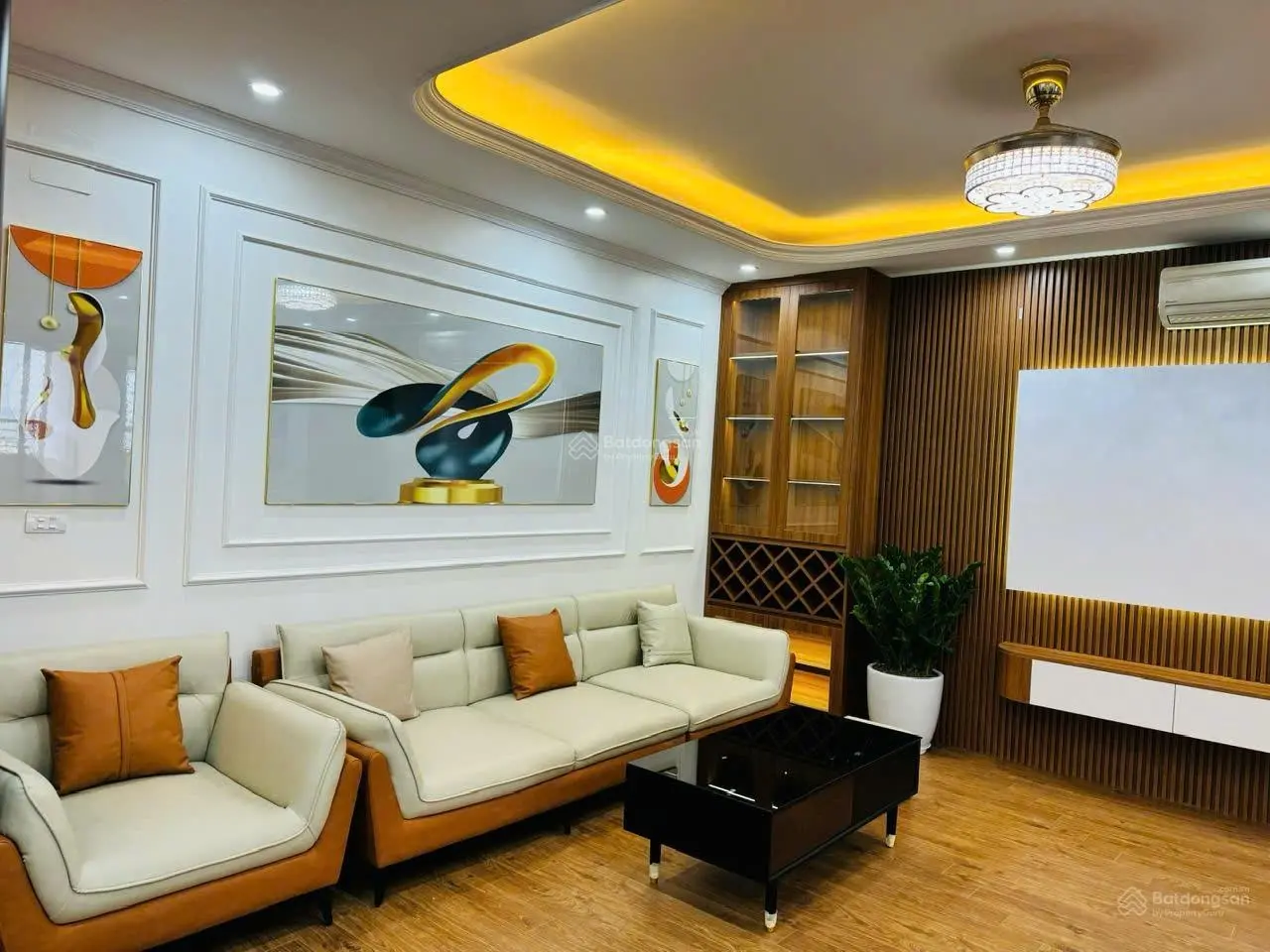 Bán CH C14 Bắc Hà 109m2 3PN2WC giá 6.15 tỷ căn góc full NT - hỗ trợ ngân hàng