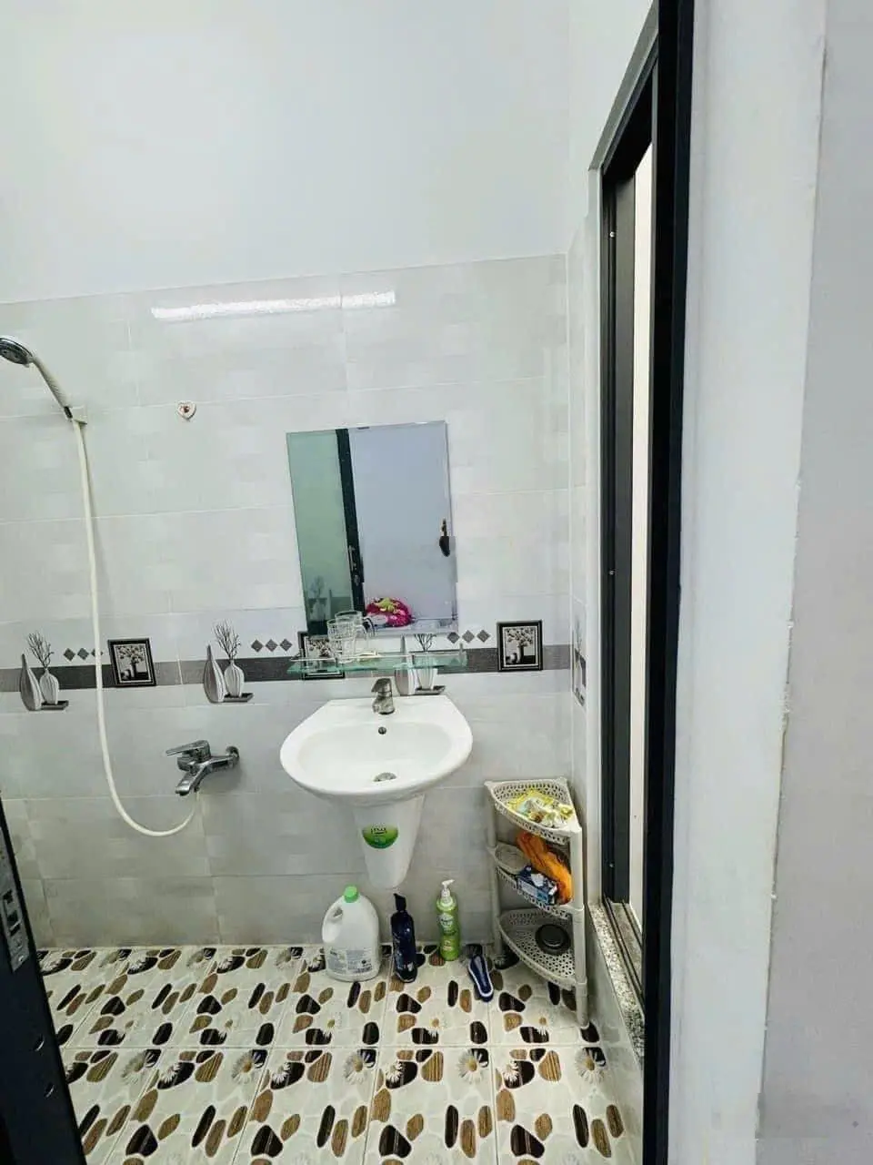 Bán nhà Nguyễn Hữu Trí, gần chợ Đệm