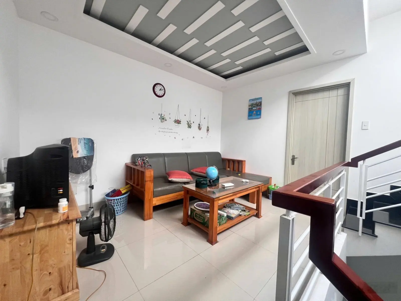 Nhà 03 tầng tại KĐT Phước Long A - TP. Nha Trang. Giá chỉ 5 tỷ 950 triệu để lại nội thất)