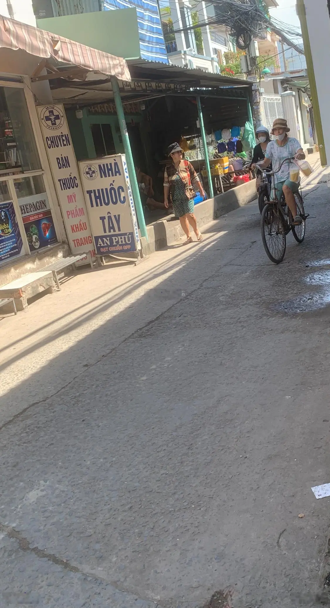 Bán gấp lô đất sổ hồng hẻm 1716(Nhà Giảng) TT Nhà Bè giá 2.5 tỷ