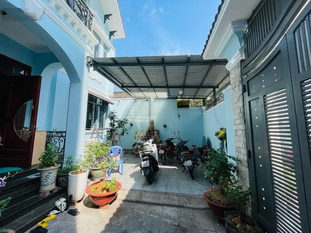 Bán biệt thự - 2 tầng - Hương Lộ 2 - Bình Tân - ngang 10mx25m - 15 tỷ