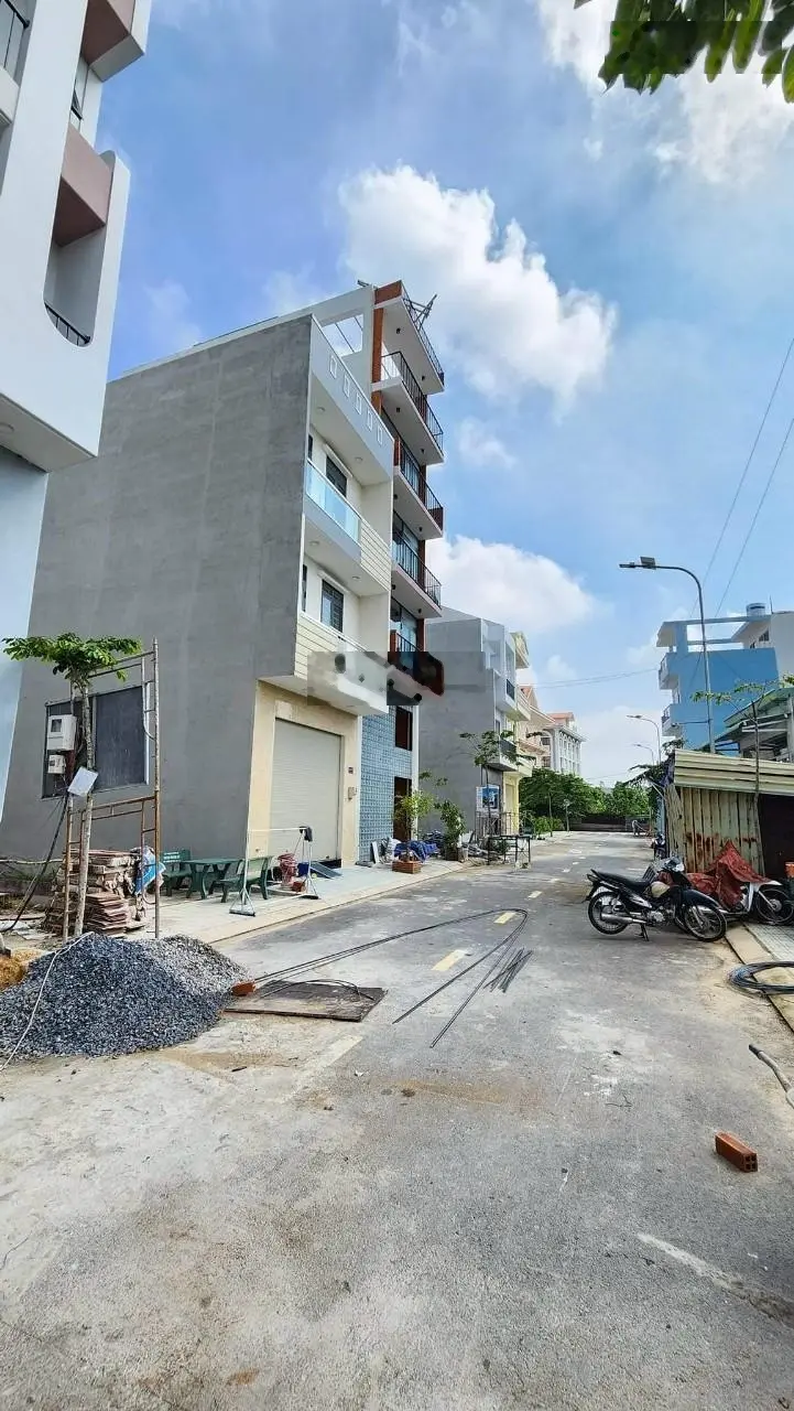 Đất đẹp 2 mặt tiền trước sau hẻm 12m khu vip Vườn Lài - ĐH Nguyễn Tất Thành DT 4.79m x 12m