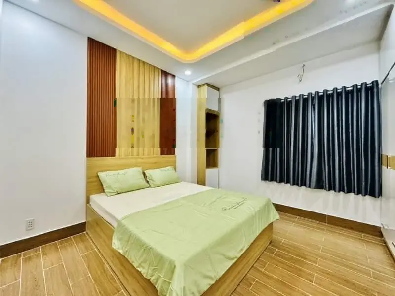 Quận 4 Nguyễn Tất Thành - 4 lầu - ngang 3.5m view pháo hoa sát quận - nhỉnh 3 tỷ