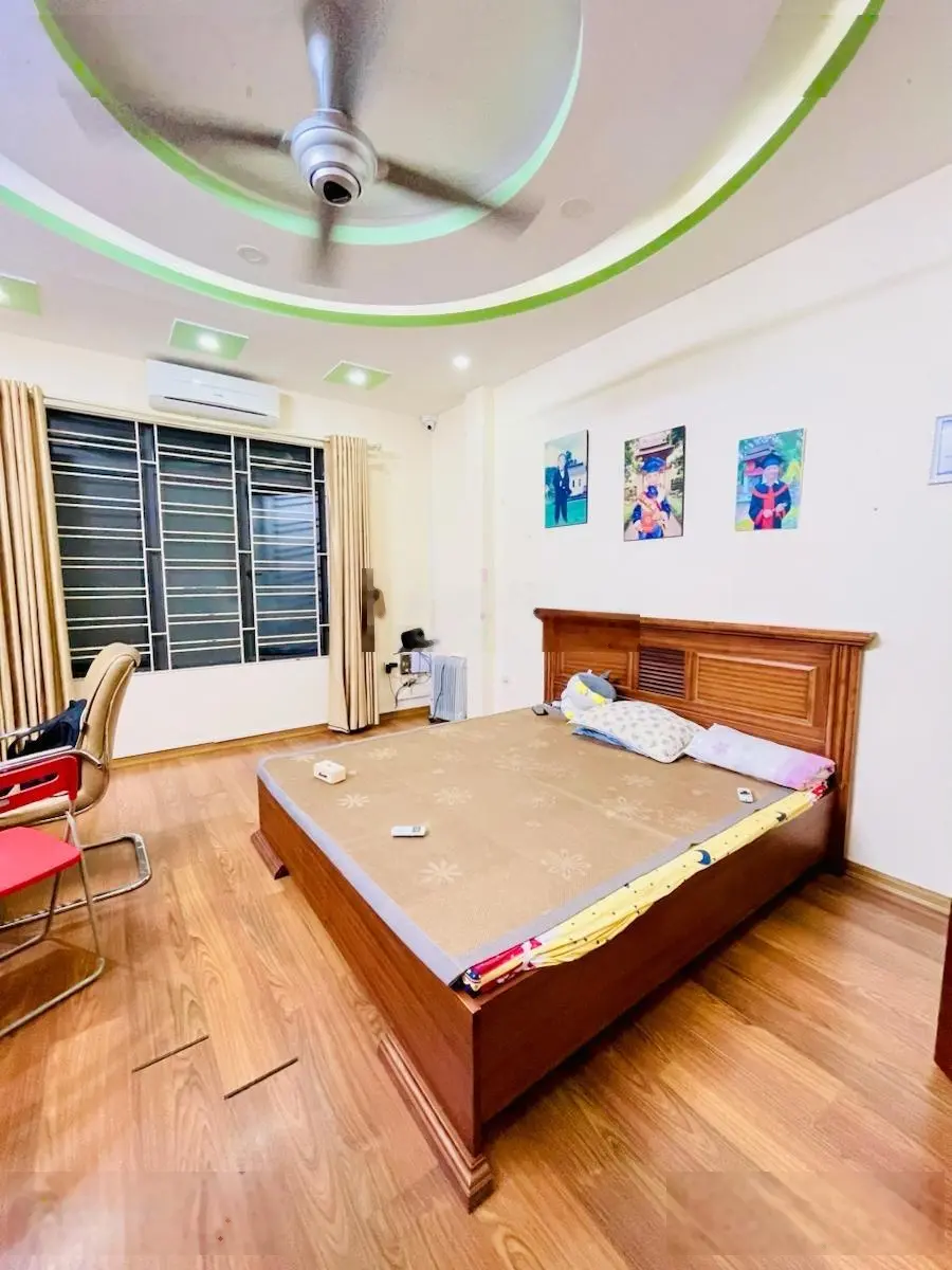 Bán nhà mặt ngõ Kim Hoa, Đống Đa. Ngõ thông, ba gác tránh, cách ôtô vài bước chân. 45m, 3ngủ,mt4.5m