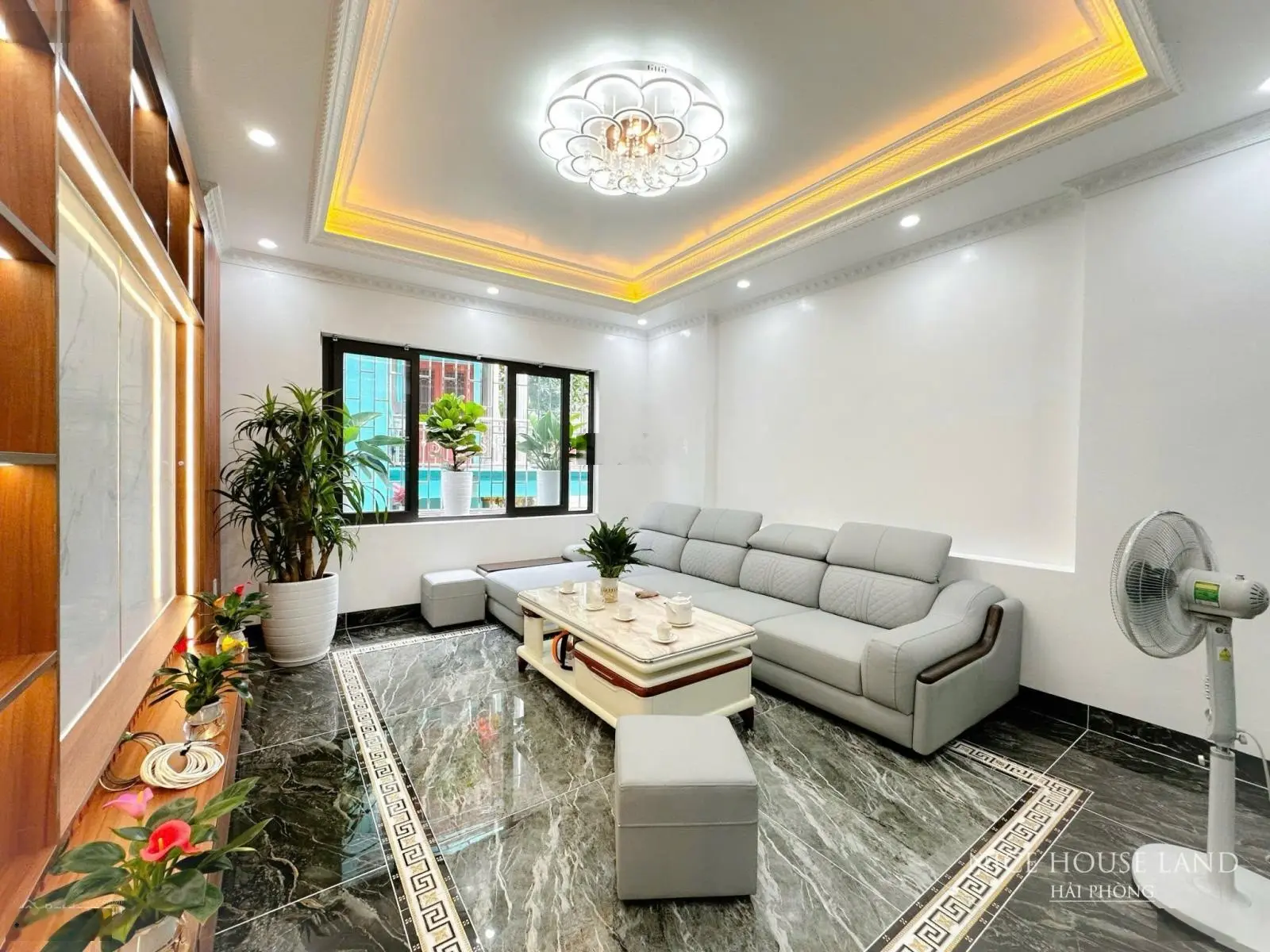 Bán nhà 4 tầng xây độc lập đường rộng 13,5m có thanh máy quận Lê Chân