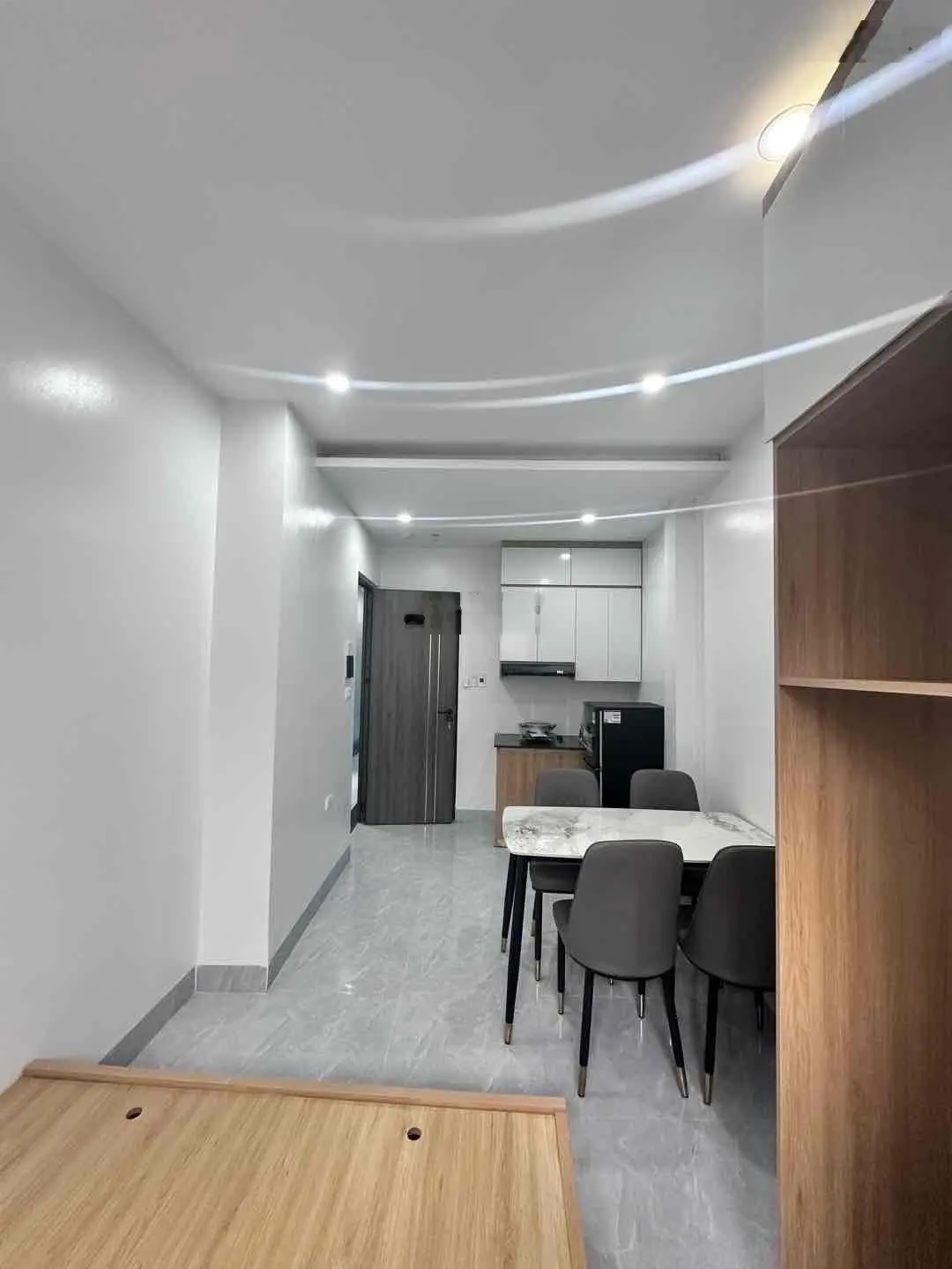 BÁN NHÀ DÒNG TIỀN TRƯƠNG ĐỊNH HAI BÀ TRƯNG: hiếm có, 96m2; 7 tầng; 22 phòng ngủ; dòng tiền 120tr/T