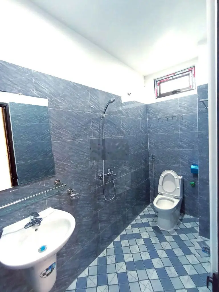 Hàng hiếm, nhà 3 tầng, oto đỗ cửa, ra Yên Nghĩa- Tố Hữu 10 phút