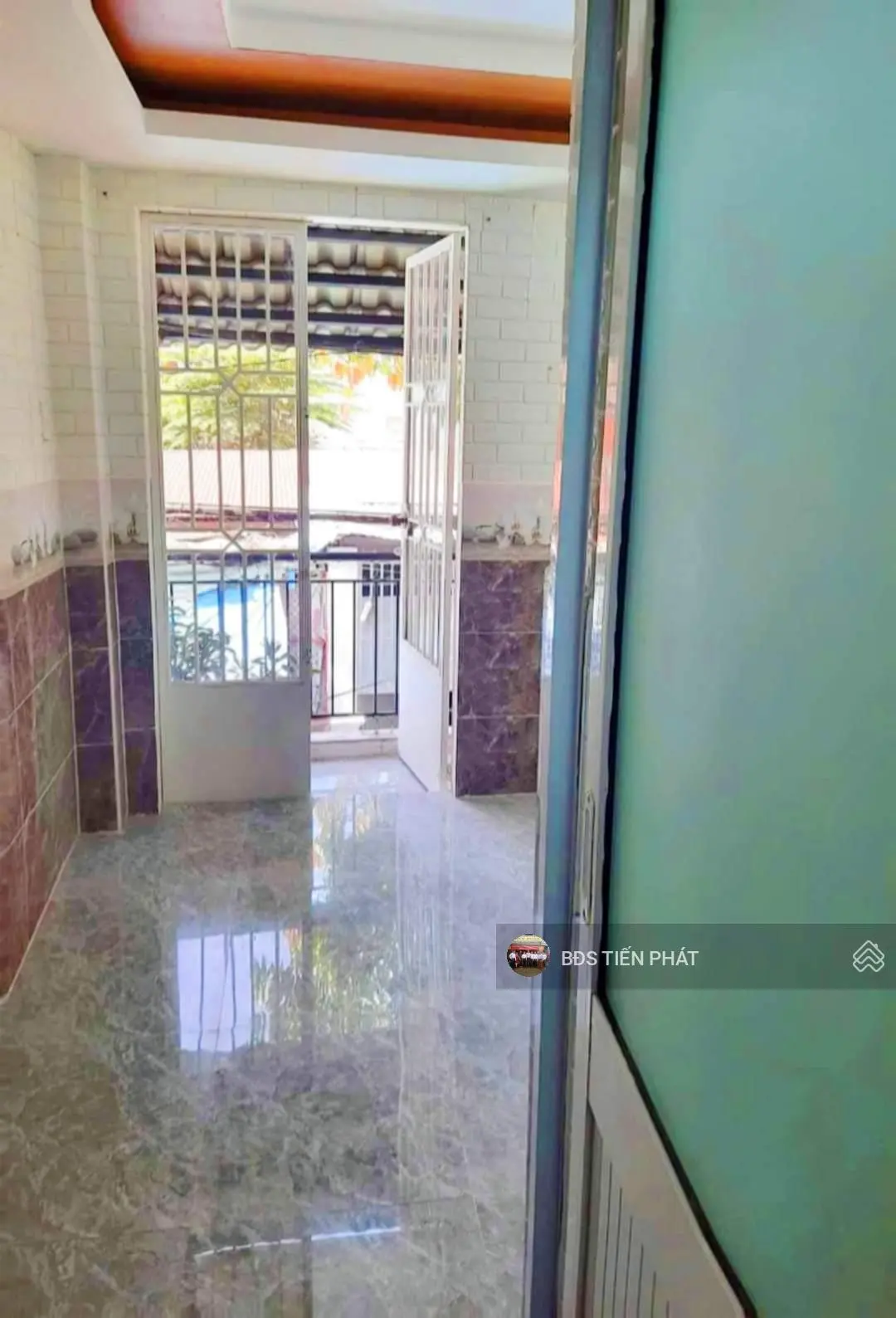 Nhà bán hẻm 79/ Đường Liên Khu 8-9, DT: 3mx4m (xây đủ). Đúc 2 Lầu 2 PN, 2 WC Giá: 2,15 tỷ TL