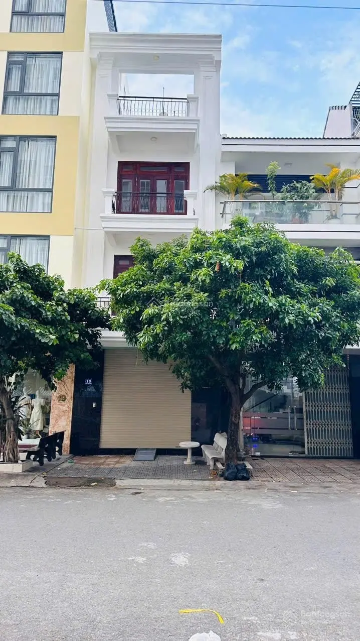 Bán nhà 4 tầng đường Trịnh Hoài Đức - P. Vĩnh Hoà - TP. Nha Trang