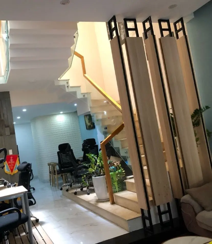 3 Tầng 3 Mê MT Nguyễn Giản Thanh Đường 5m5 Lề 3m Gần Nguyễn Công Hãng