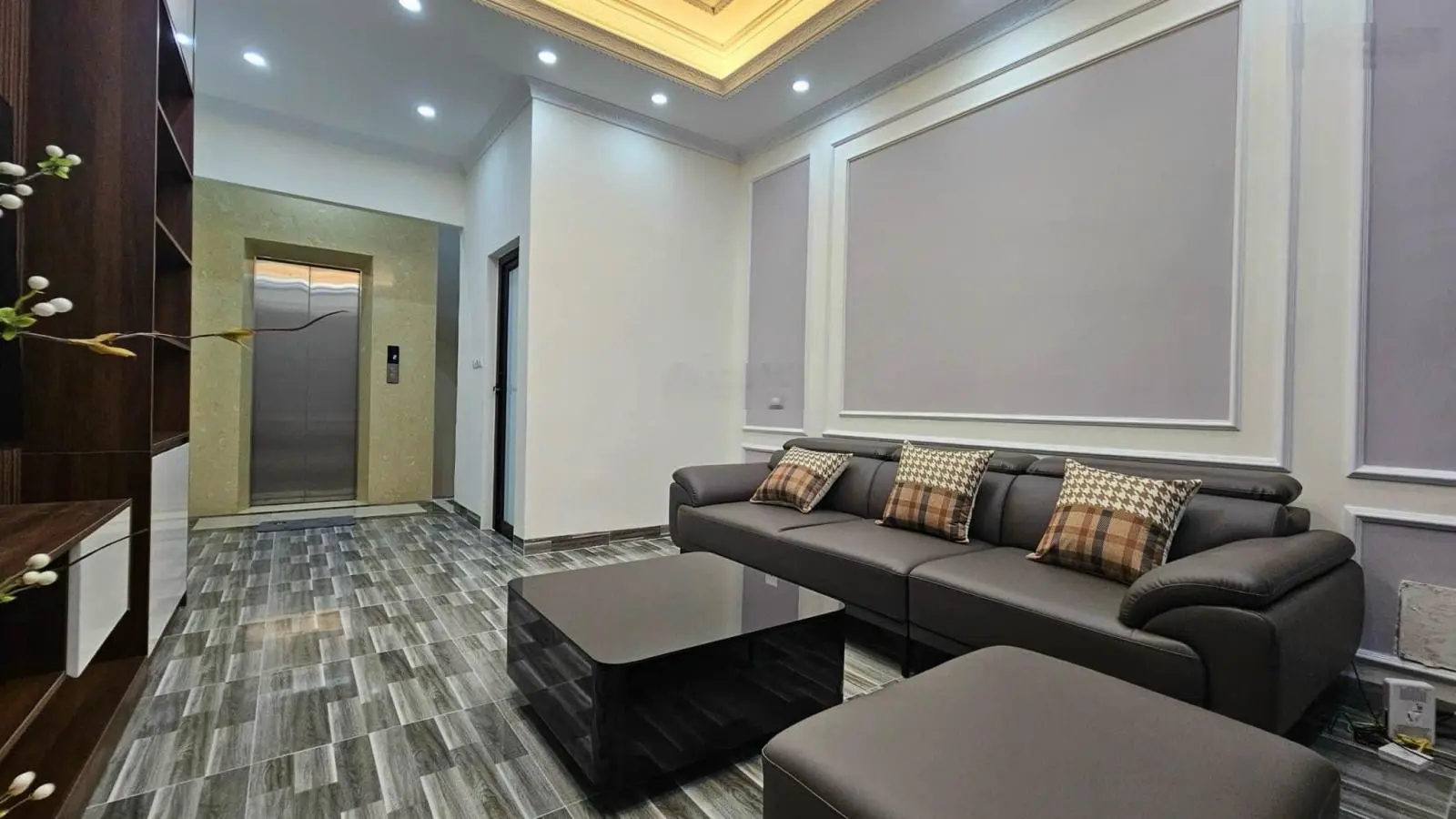 Bán nhà đẹp phố Huy Du, Nguyễn Cơ Thạch, Phố của Cơ Quan, nơi tập trung ban ngành của Quận