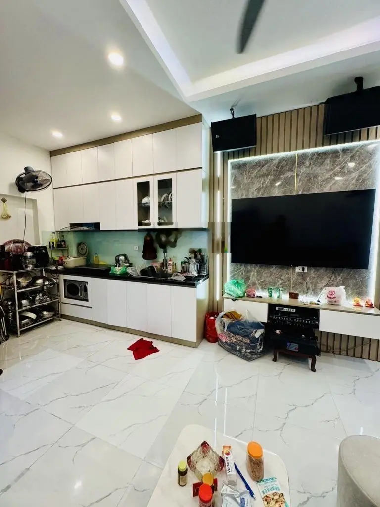 Bán nhà phố Bạch Mai - 5 tầng - 3PN đủ nội thất - Ô tô đỗ gần. Giá: 5,85 tỷ. LH: 0779548866