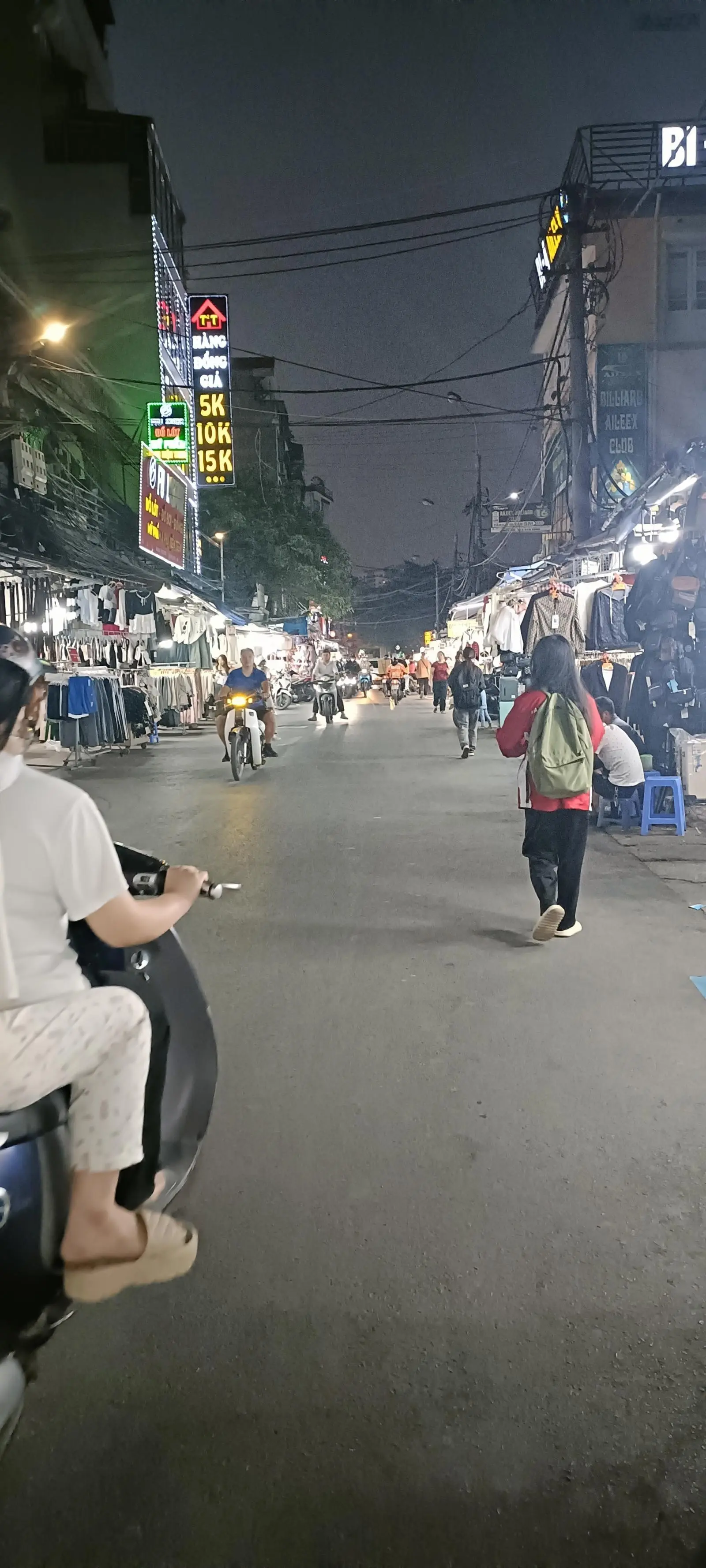 CCMN Phùng Khoang Nam Từ Liêm. Dt 51m, 5 tầng, 10 phòng Khép kín. Giá 8.5 tỷ, gần ô tô