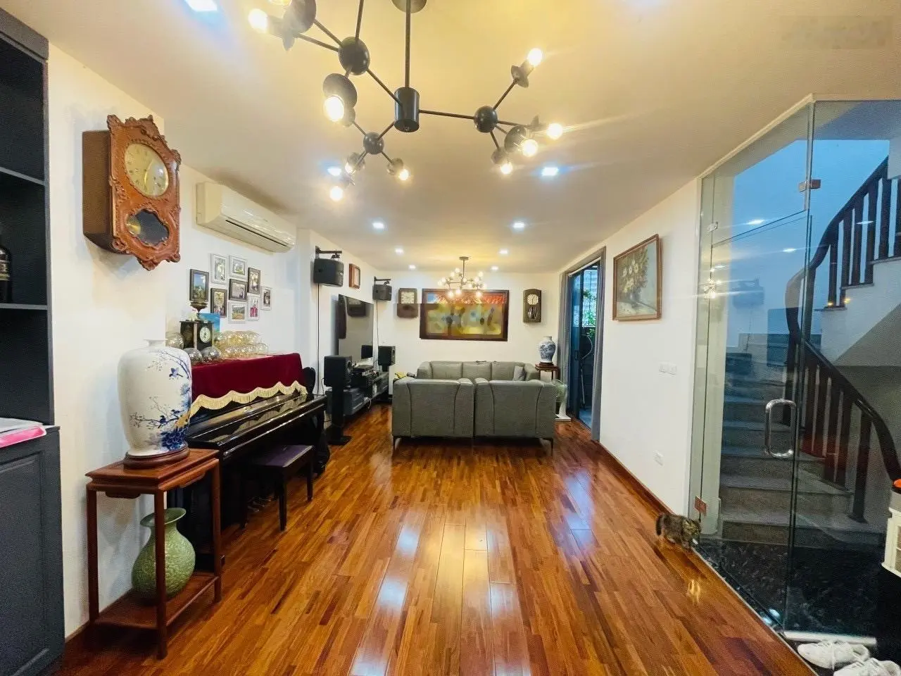 Xuân La, Tây Hồ, 90m2, 7T, thang máy, phân lô, ô tô tránh, VP, ở sướng, chỉ 26 tỷ. LH: 0988424386