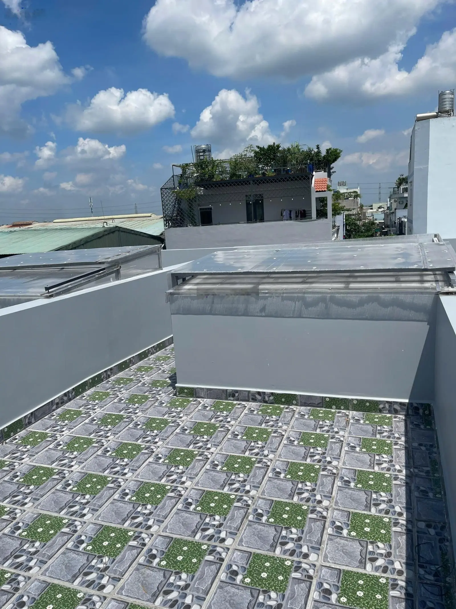 Hàng hiếm tại Mã Lò, 2 phòng ngủ, 2vs, có sân thượng chỉ với 2,68 tỷ. A/C đã sở hữu căn nhà 35m2
