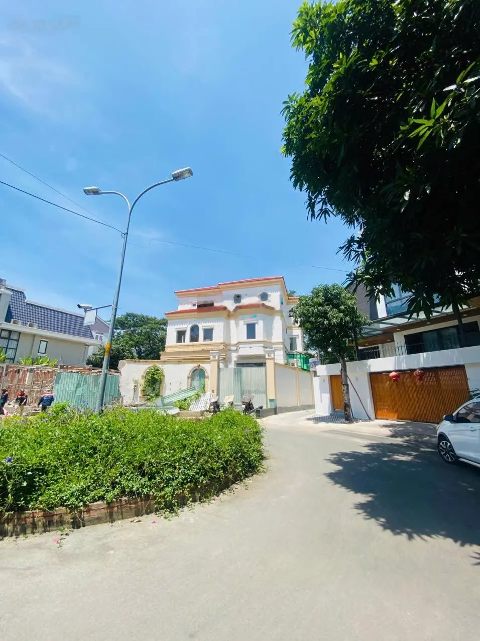 Bán biệt thự 6PN, 6WC tại Nguyễn Hoàng, An Phú, Q2, HCM giá cực rẻ 37 tỷ -0937221439