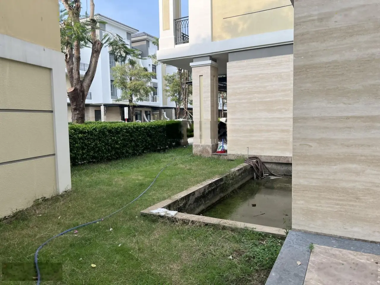 Bán biệt thự sân vườn lớn 17,5x14m Verosa Park, thiết kế 6 PN 4 WC, 214m2 đất, 324m2 sàn, giá 28 tỷ