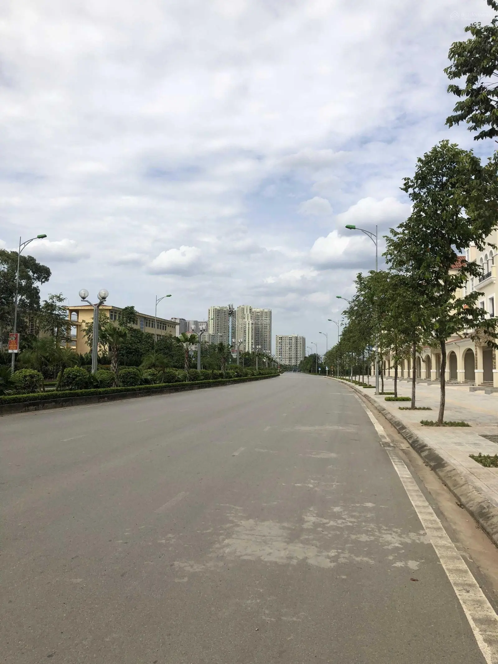 Tôi chính chủ bán căn shophouse khu đô thị Nam An Khánh giá rẻ nhất thị trường