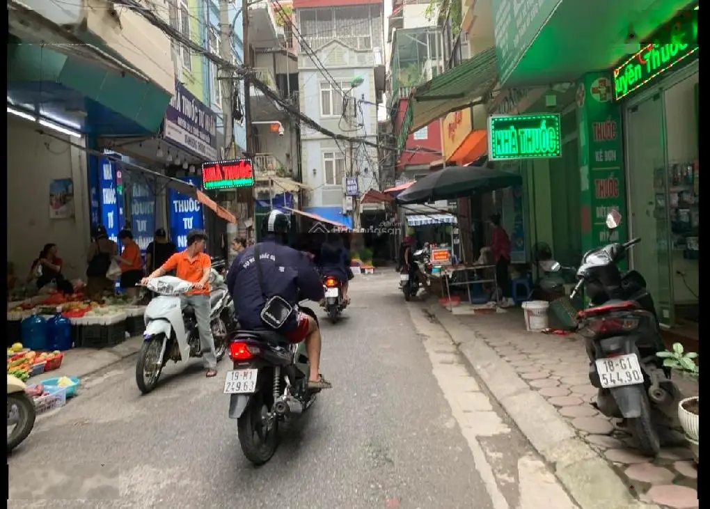 Nhà mặt phố Khương Thượng đoạn vip 72m2 3 tầng MT 5,8m phù hợp an cư, đâu tư, kinh doanh, xây CCMN