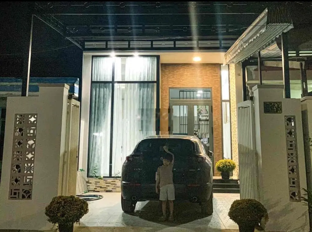 Chính chủ cần bán lại căn nhà trung tâm