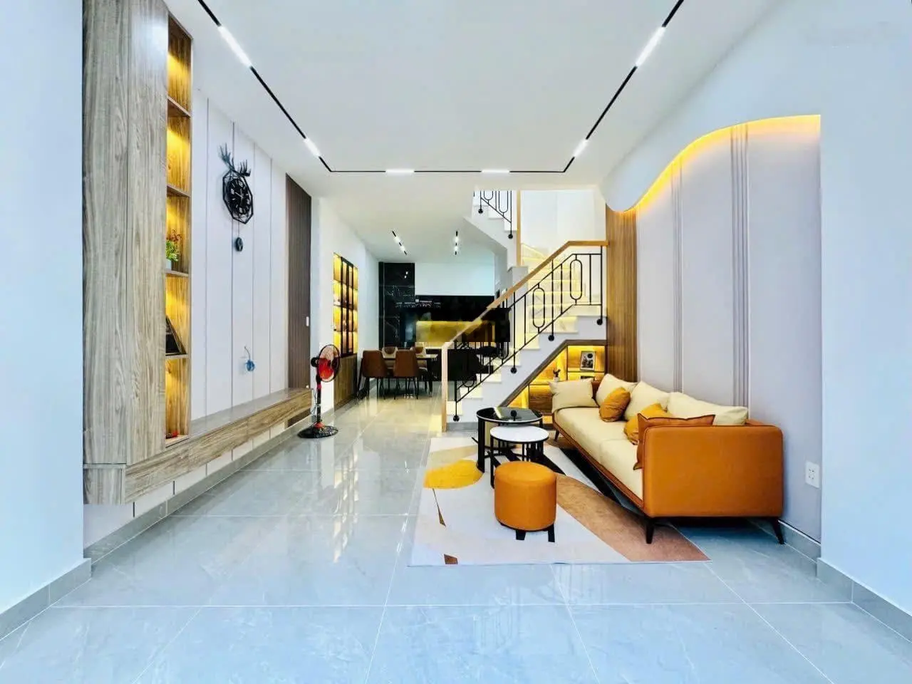 Bán nhà 1 trệt 1 lầu đường Nguyễn Kiệm Phường 4 Quận Phú Nhuận, DT: 40m2/2 Tỷ 550 công chứng nhanh