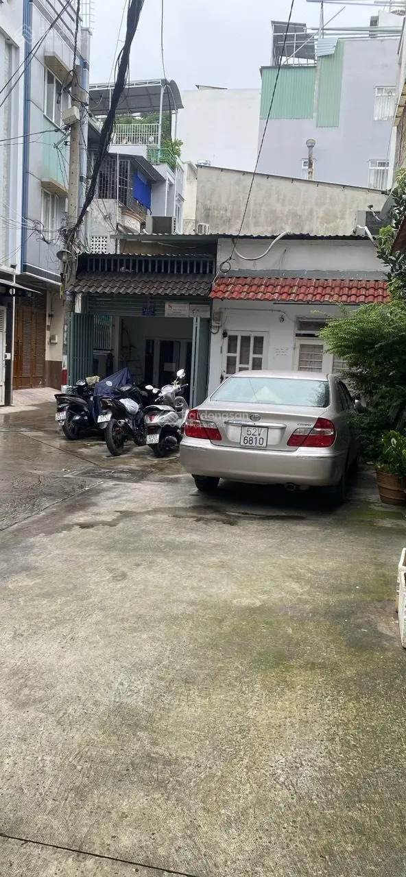 Chính chủ bán gấp nhà giá rẻ ngay trung tâm giá chỉ 7 tỷ liên hệ ngay: 0909059679