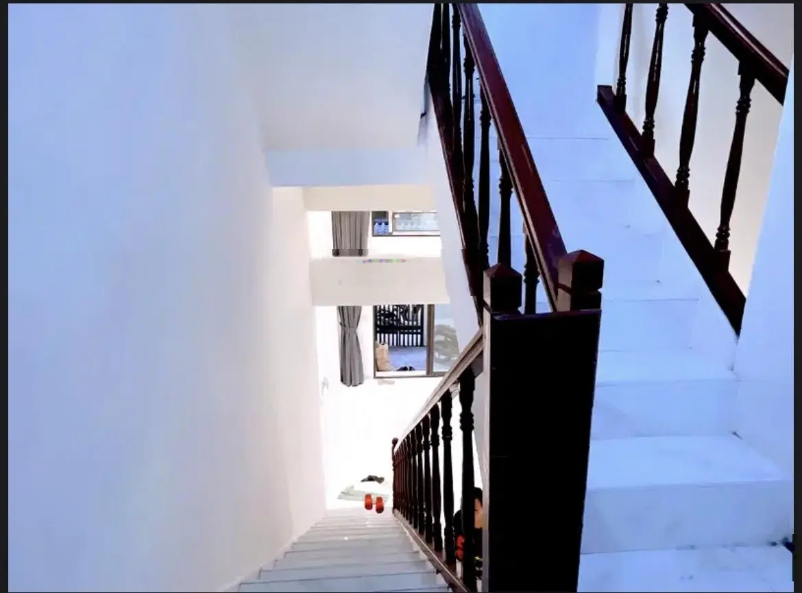 Bán nhà phố Hào Nam, Đống Đa , Hà Nội căn nhà 69 m24 tầng mới đẹp, 2 thoáng sáng chỉ 12tỷ