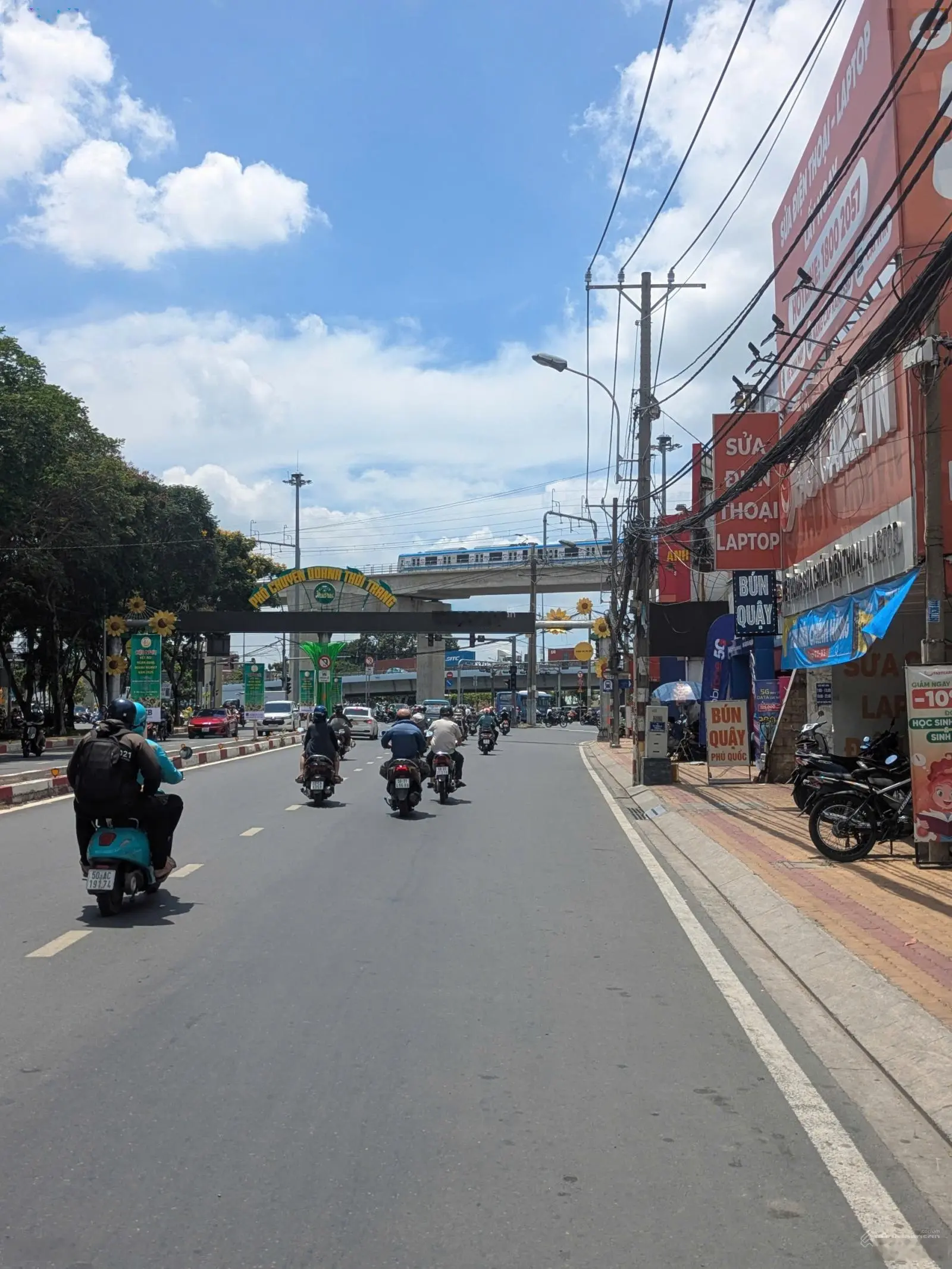 Bán nhà đẹp Trung Tâm Thủ Đức - Hoàng Diệu 2 Linh Chiểu, ngay Đại Học Sư Phạm Kỹ Thuật