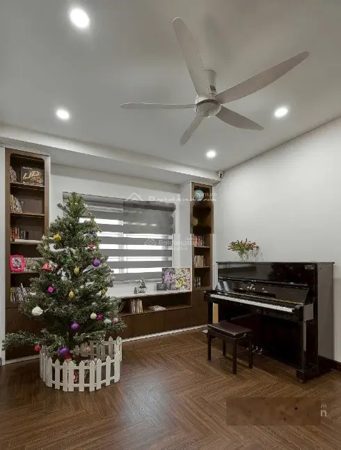 Bán nhà mặt phố mới Nguyễn Xiển 2 mặt tiền vị trí kinh doanh siêu rẻ trung tâm Quận Thanh Xuân HN