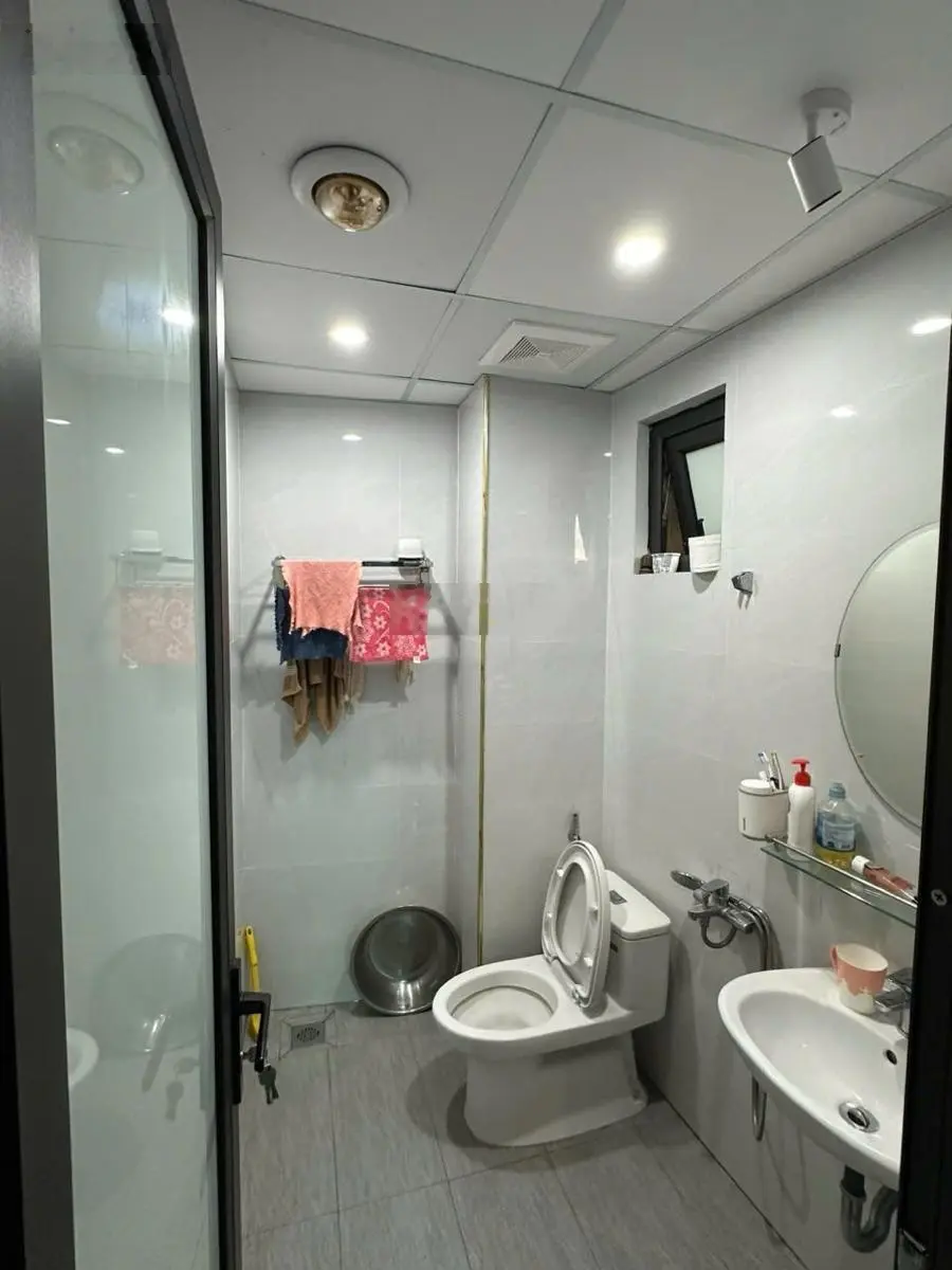 Bán nhà mặt ngõ Trần Quý Cáp, Đống Đa. Lô góc, ôtô, ngõ thông rộng, mt 5m kinh doanh. 4tầng, 3ngủ