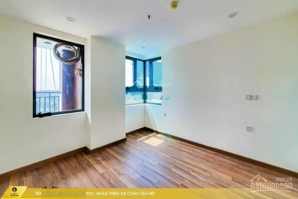Kẹt tiền cần bán căn hộ 44m2 sổ sẵn The East Gate, Metro Tower, cạnh làng Đại học Quốc Gia Thủ Đức