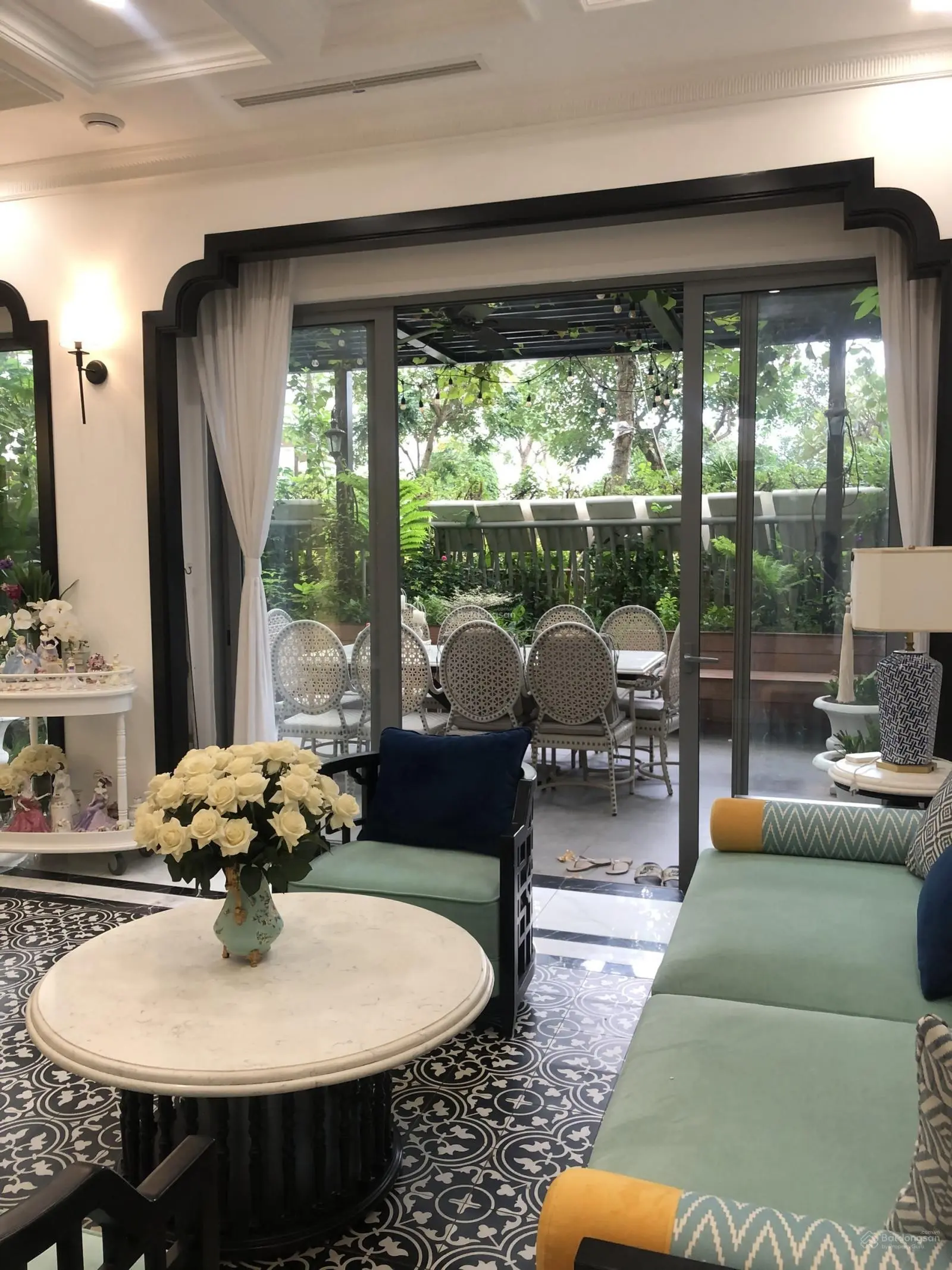 Garden Villa sân vườn - 3 phòng ngủ + 1 maid - DT 254m2 - giá 38 tỷ - full nội thất indochine