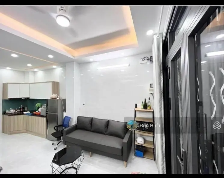 Chính chủ rao bán nhà đẹp Hẻm Đề Thám - Phạm Ngũ Lão - Quận 1 - DT: 61m2 - 3PN - sổ hổng riêng