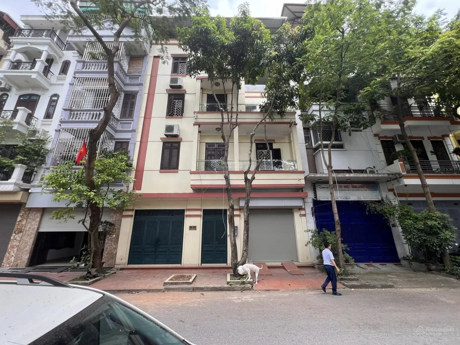Cần bán gấp nhà nguyễn văn lộc hà đông 105m 5 tầng 5,9m mặt tiền hai thoáng kinh doanh