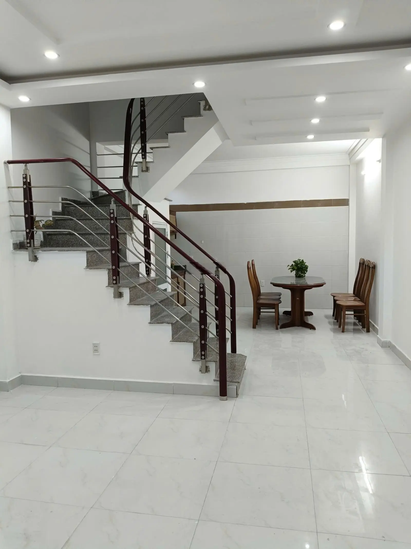 Bán nhà 3 tầng giá rẻ Đằng Hải