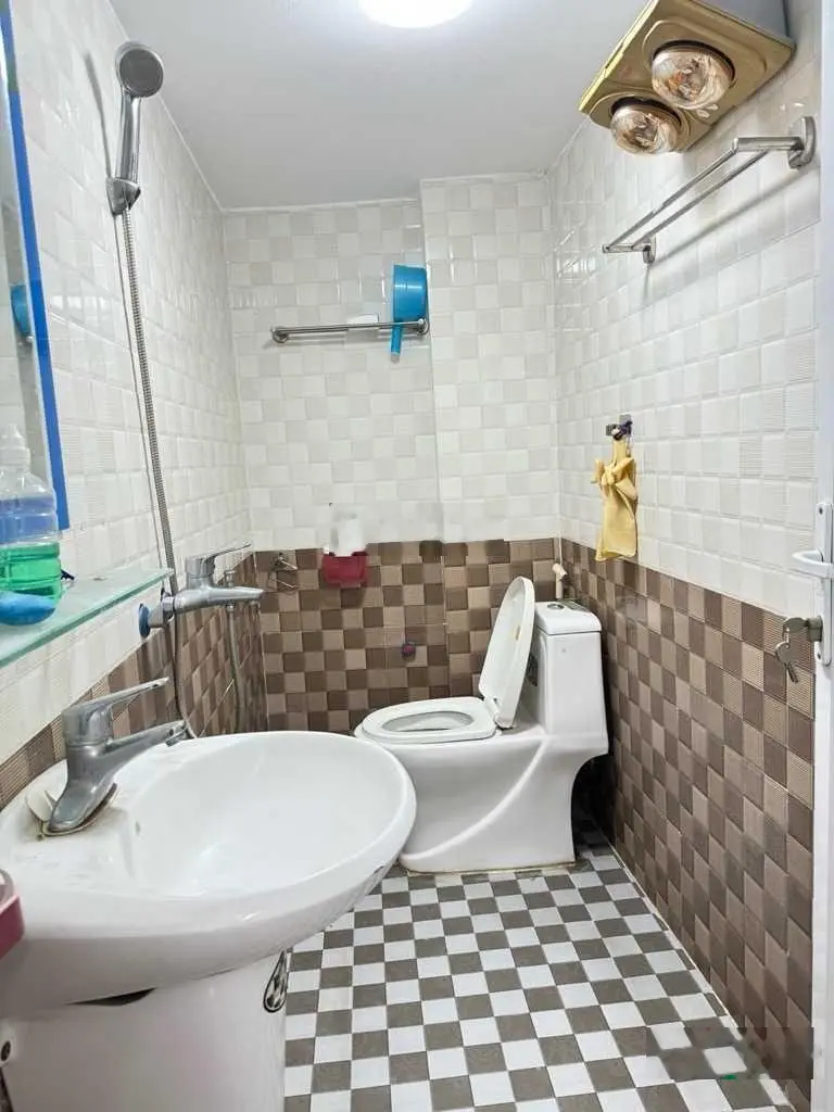 Cần bán nhanh nhà mặt ngõ Xuân Đỉnh ngõ thông ô tô kinh doanh. DT 32m2 MT 4.2m vuông đẹp, giá 6,6tỷ