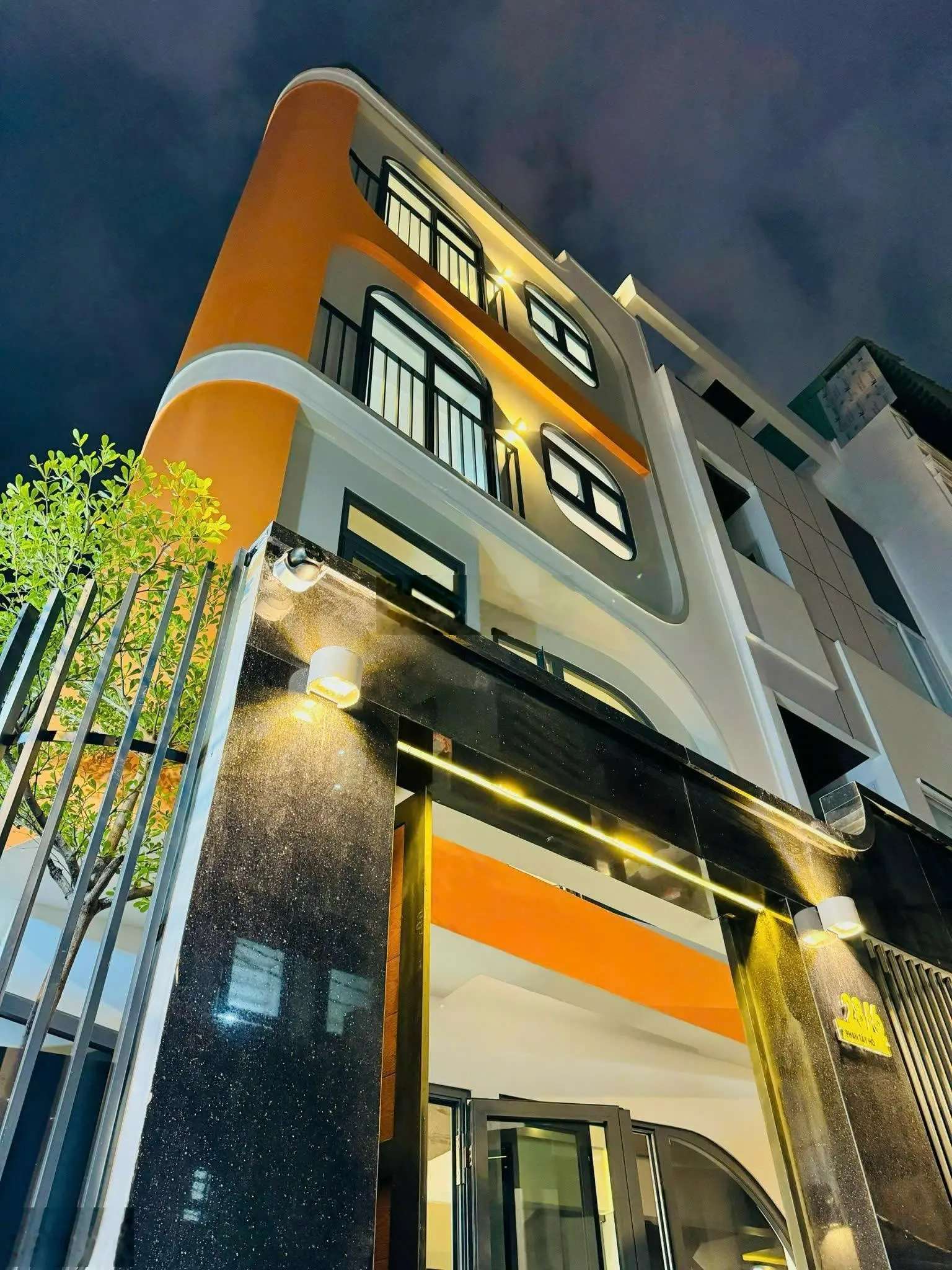 Bán nhà riêng tại đường Phan Tây Hồ 1 trệt 3 lầu, giá 4,35 tỷ VND, diện tích 38,7 m2 còn TL