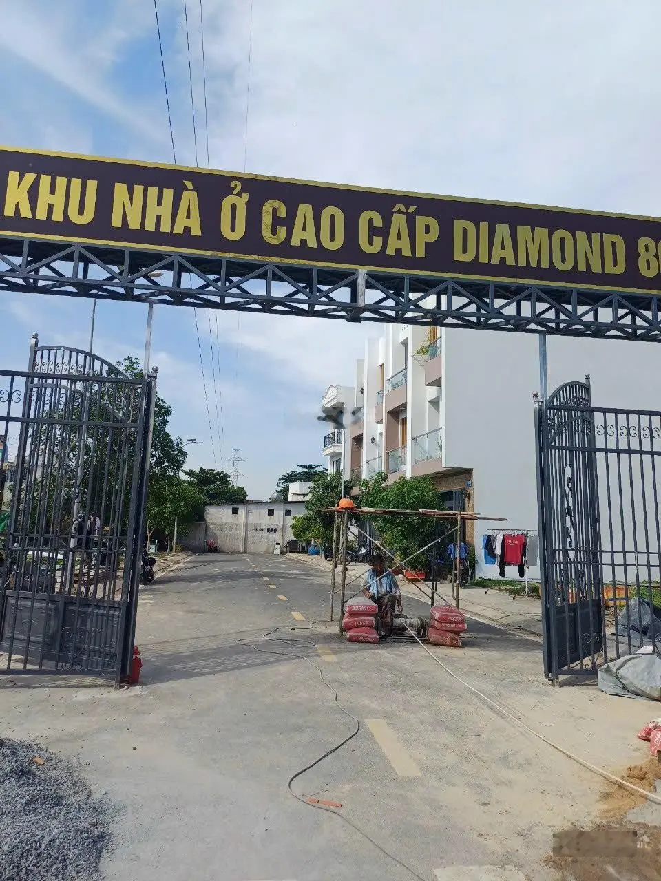 68/ Hồ Văn Long, Bình Hưng Hòa B, Bình Tân 4mx14m, 5 phòng ngủ, đầy đủ nội thất giá: 5tỷ6