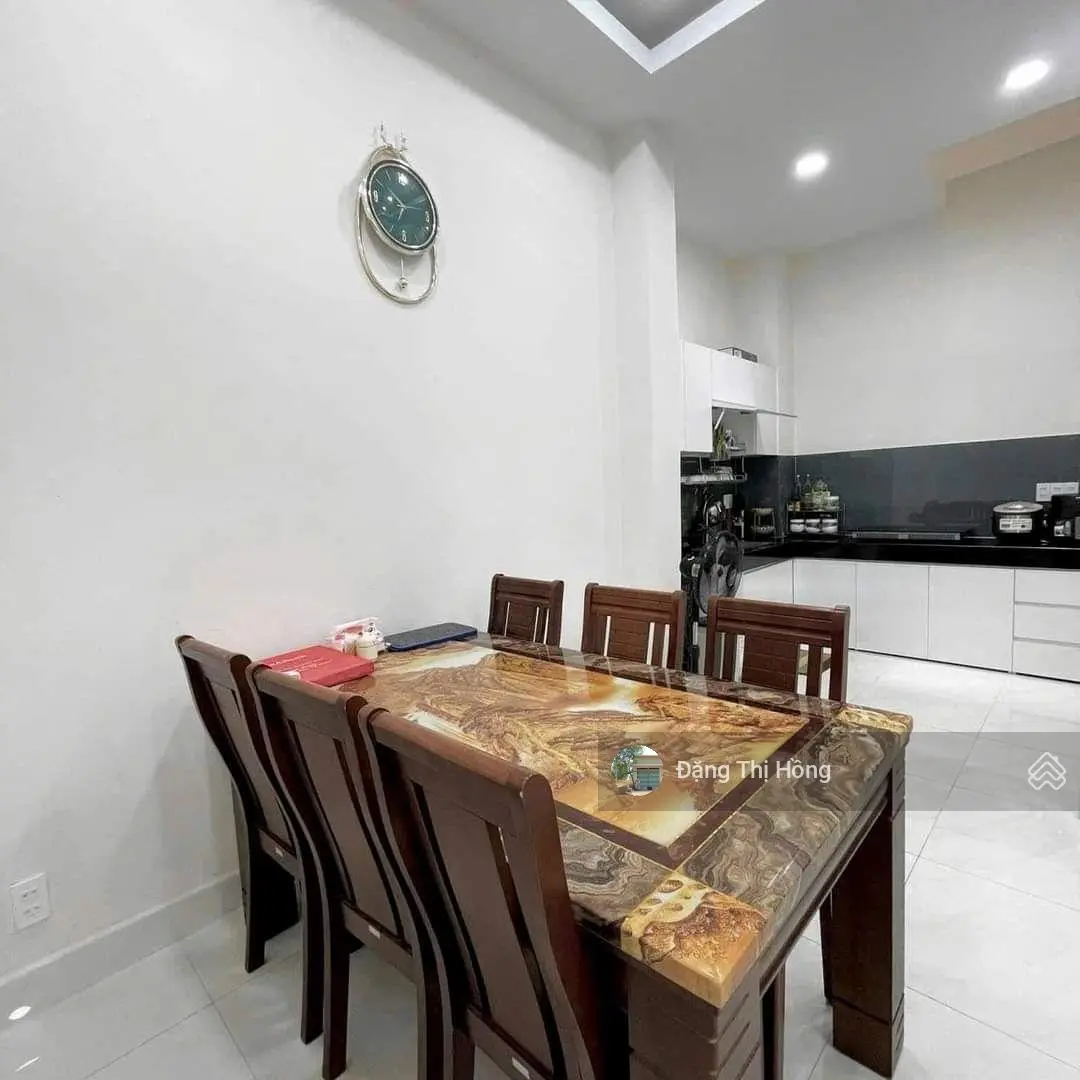 Nhà bán gấp xã Tân Kiên ngay sát Quốc Lộ 50, đường Tân Liêm 65m2, 1T1L 3PN sổ sẵn sang tên ngay