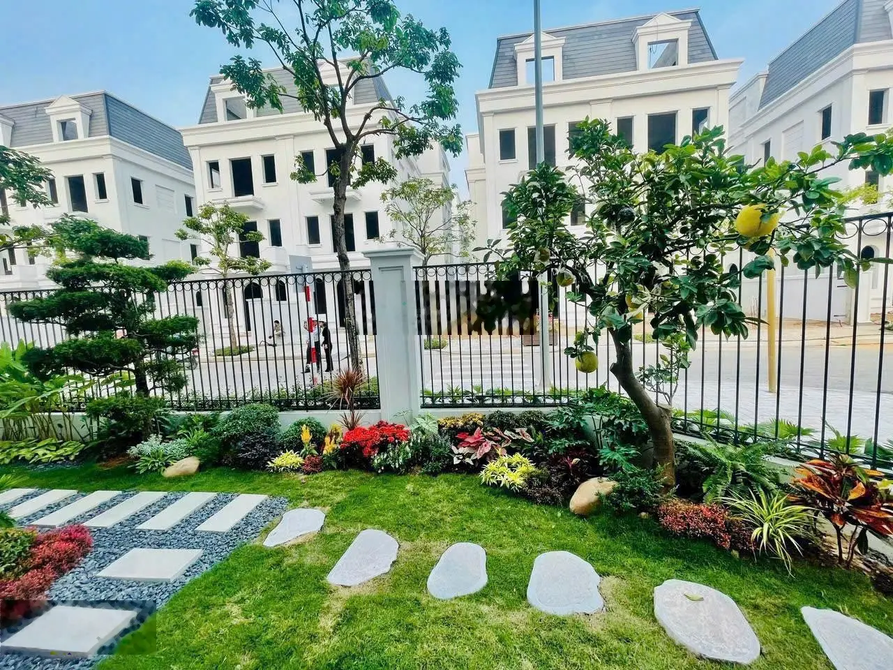 Suất ngoại giao trực tiếp CĐT. Diện tích 170 - 276m2. Đường 21.5m. Chiết khấu 20%. Giá tốt nhất