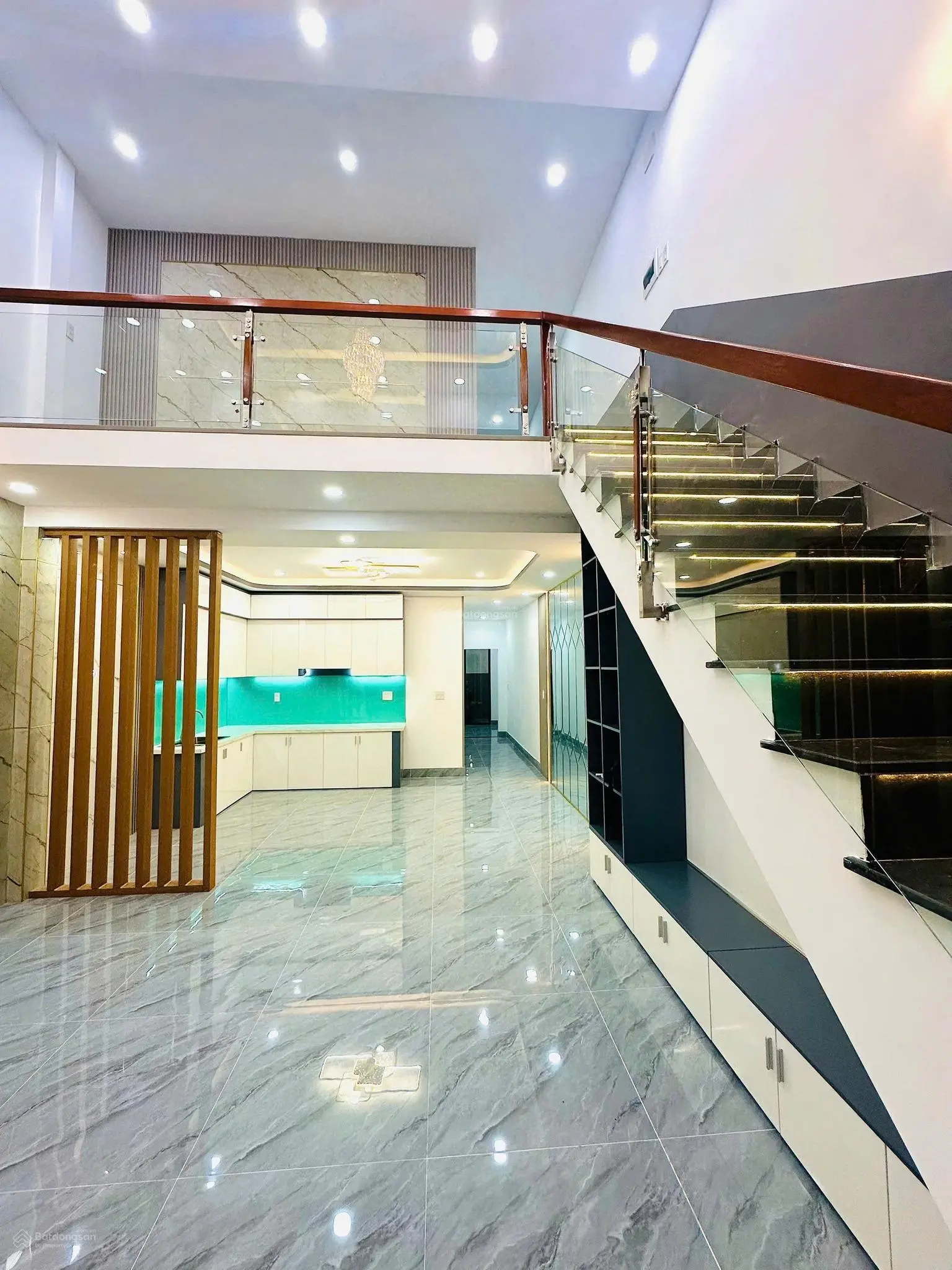 Nhà mới xây khu vực Đông Thạnh, full nội thất, DT ngang 5m, 3 phòng ngủ, đường xe 2 tấn thông (CT)