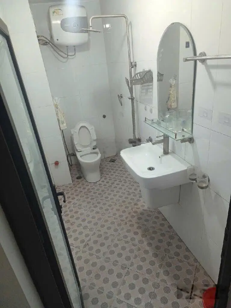 Bán nhà riêng tại Đông Dư, 3,6 tỷ, 30m2, 3PN, 3WC, tiện ích đầy đủ