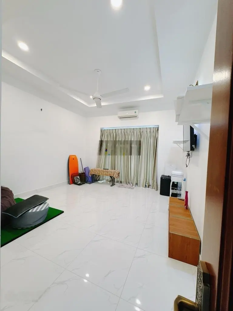 Mặt tiền q4- biệt thự mini - 5 lầu 32m2- ko lộ giới - chỉ 10 tỷ nhỉnh