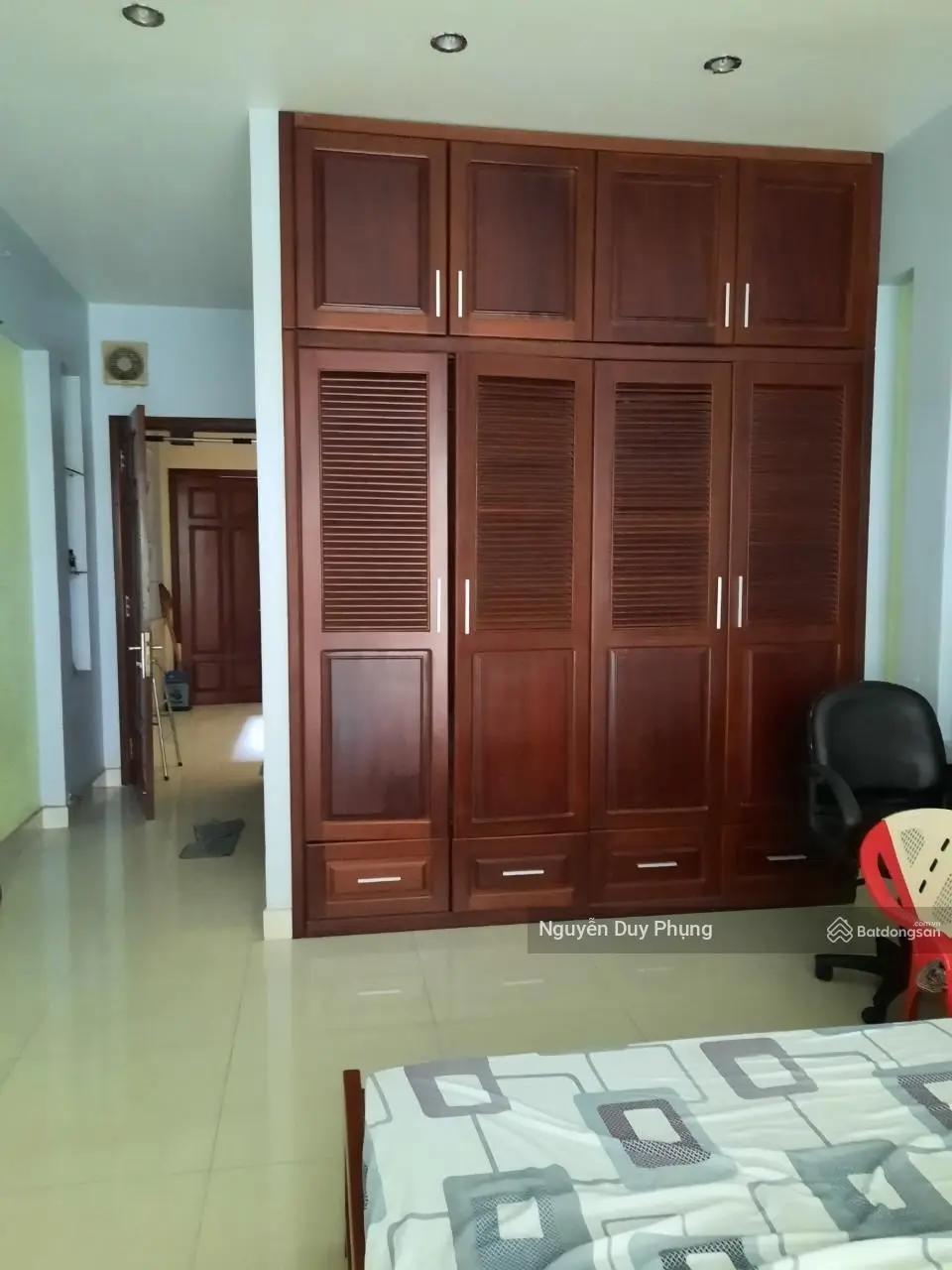 Bán nhà đường Song Hành, 4 tầng BTCT, 76m2, sổ hồng hoàn công đủ, giá chỉ 14tỷ8. LH 0968 725 ***