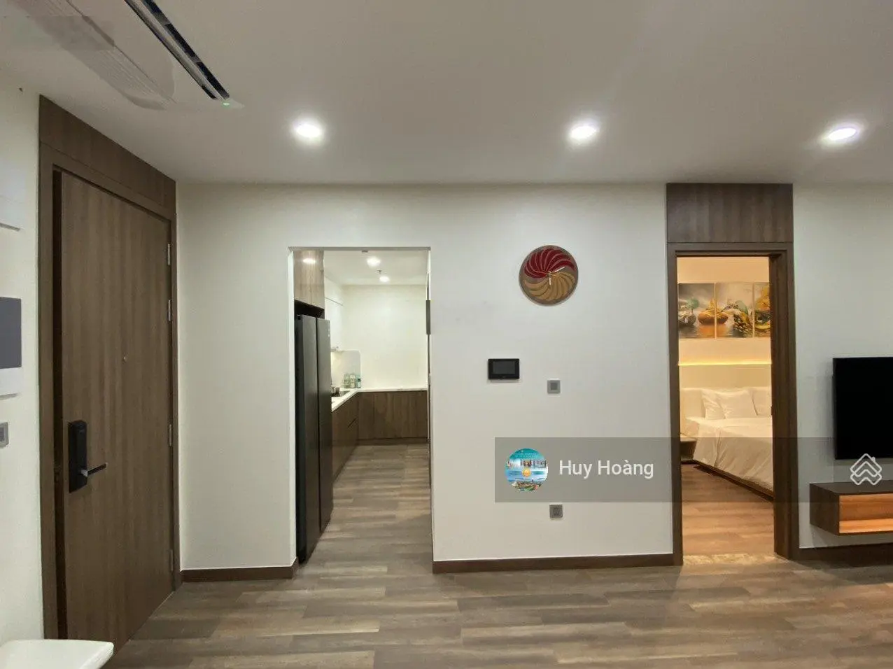 Chuyển công tác nên nhượng lại 1 căn 2PN - DT 77,5m2 view biển Mỹ Khê - full nội thất - chỉ 3,x tỷ