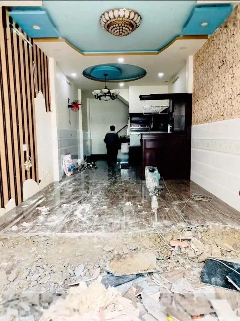 BÁN NHÀ HẺM XE HƠI 8m ,NGAY CÔNG VIÊN CẦU TRẮNG, GIÁP TÂN PHÚ . DIỆN TÍCH 48M2 . GIÁ NHỈNH 5 tỉ .