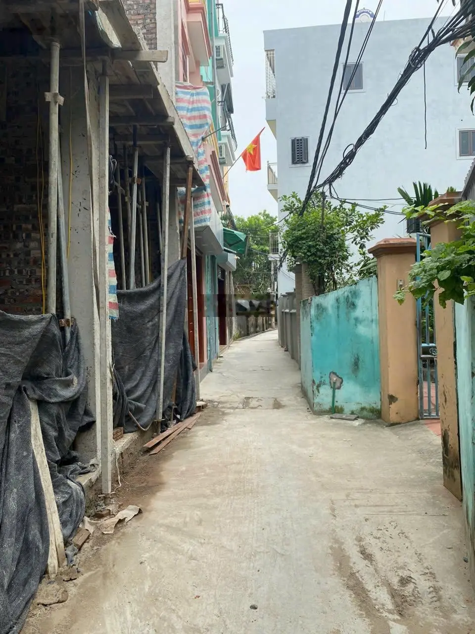 Bán nhà Di Trạch - Hoài Đức - 33m2 ngõ thông, gần trường, cạnh chơ