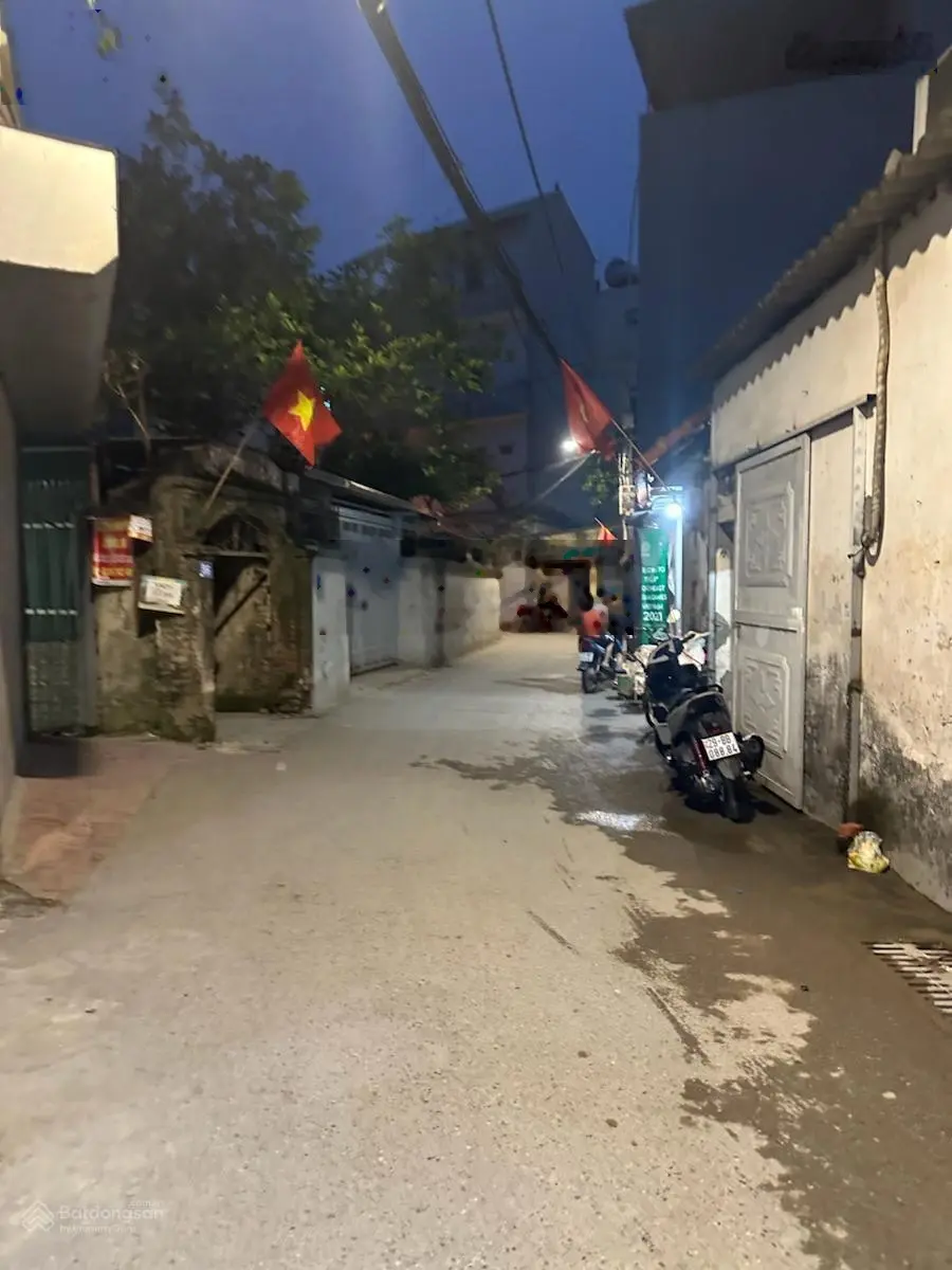 Bán nhà cấp 4, diện tích lớn 150m2, gần trường THCS Minh Khai, phố Ngọa Long, Bắc Từ Liêm