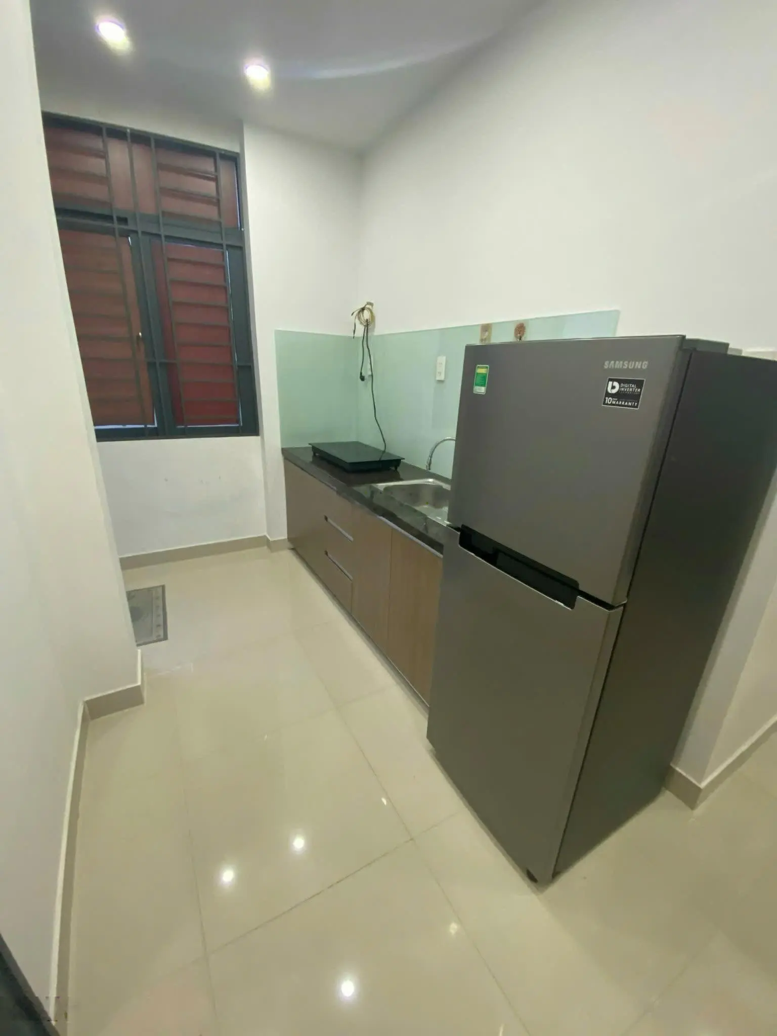 Bán căn góc 4 tầng Đường B3 Vĩnh Điềm Trung, đang cho thuê 46triệu/tháng, DT 146m2 có 9 căn hộ